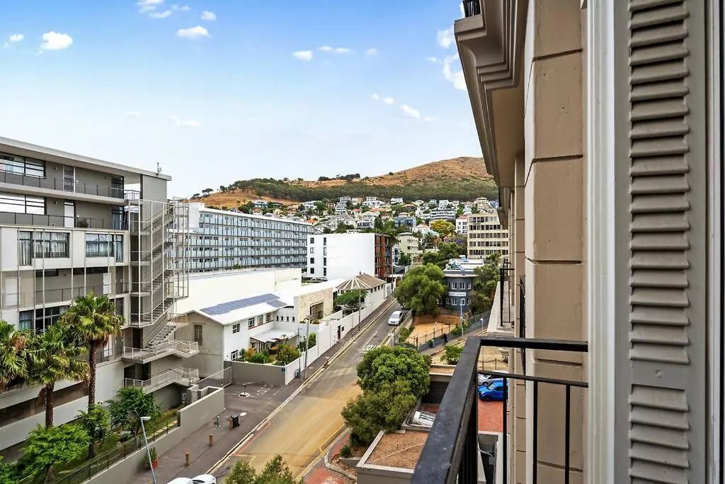 Stunning Cape Royale Suite Cape Town Apartment